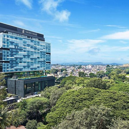 The Ritz-Carlton, Poona Buitenkant foto