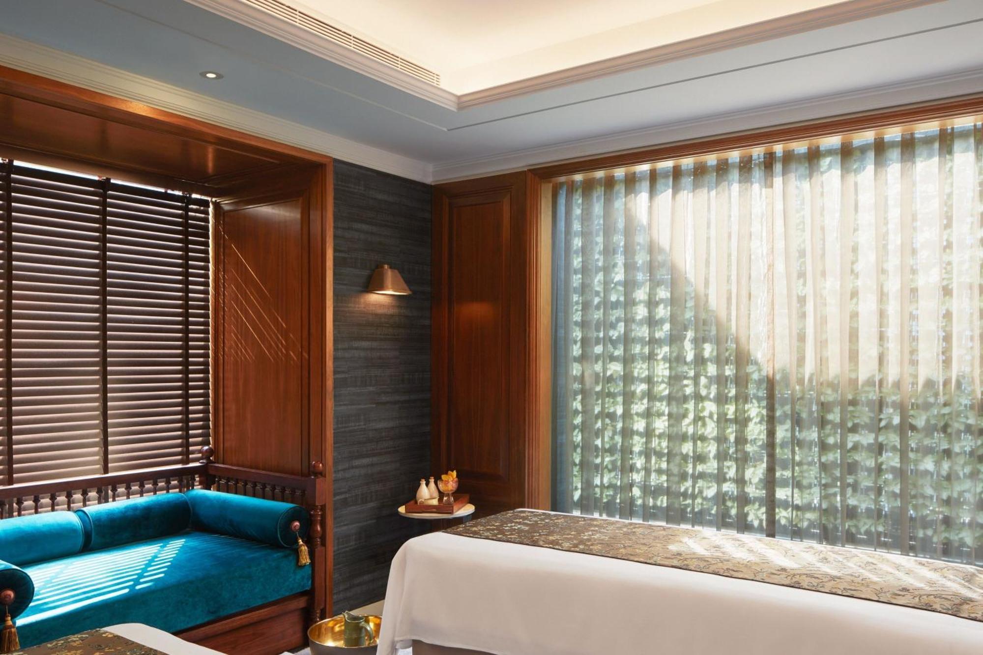 The Ritz-Carlton, Poona Buitenkant foto