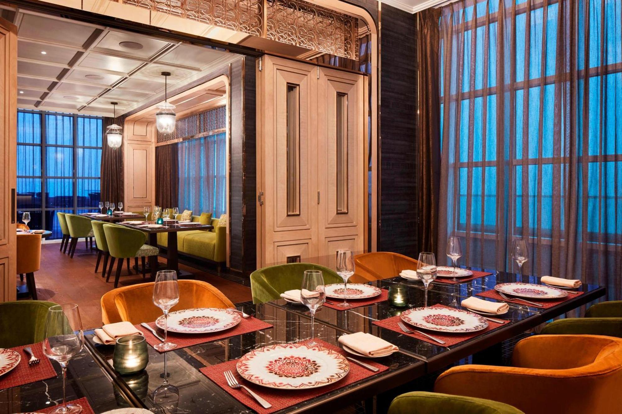 The Ritz-Carlton, Poona Buitenkant foto